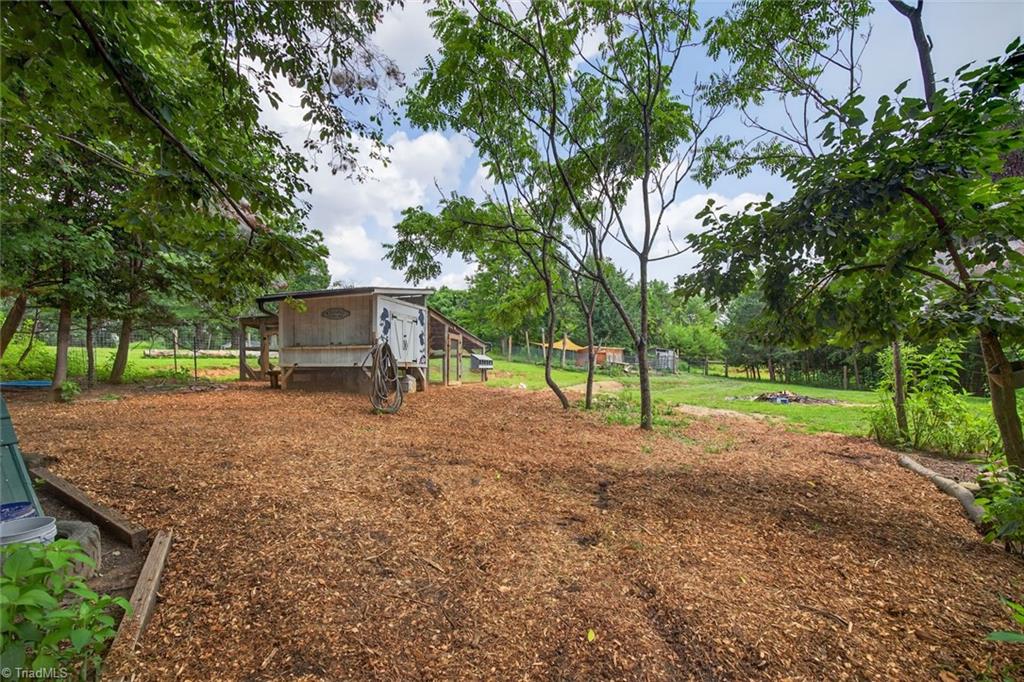 1095 Big Oak Road