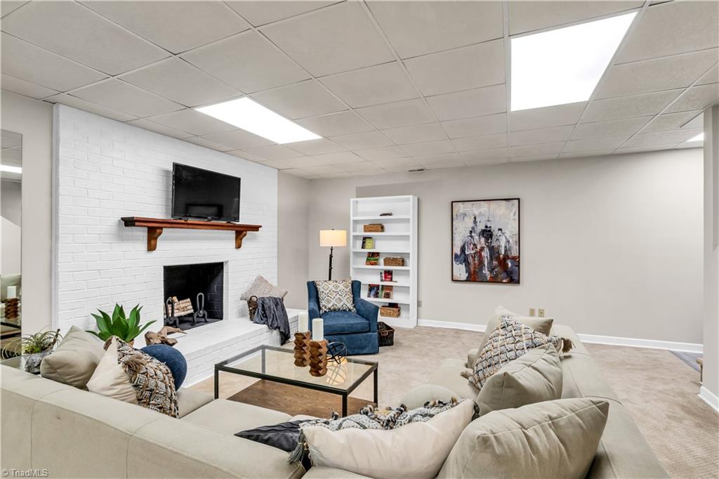 4141 Shattalon Drive, Winston-Salem