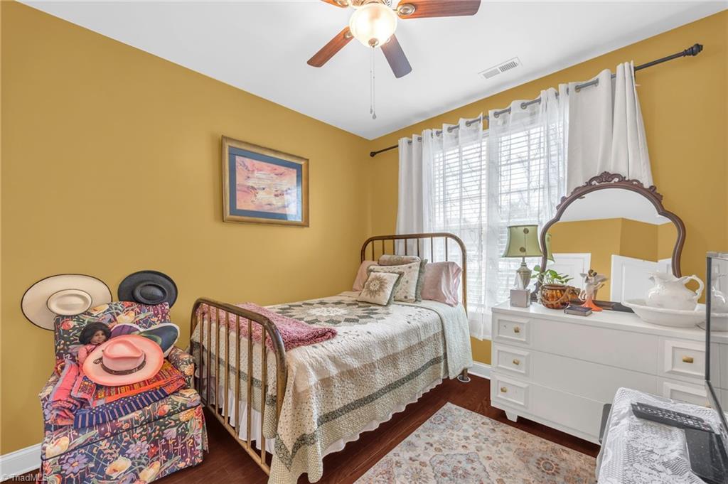 1414 Blooming Mountain Way