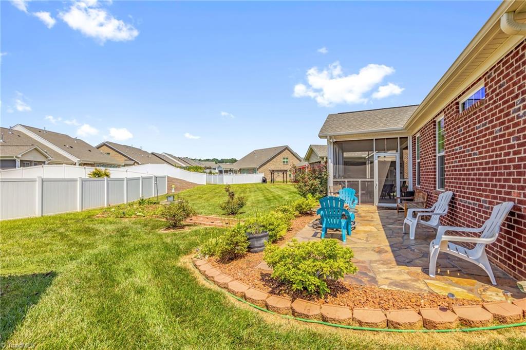 1414 Blooming Mountain Way