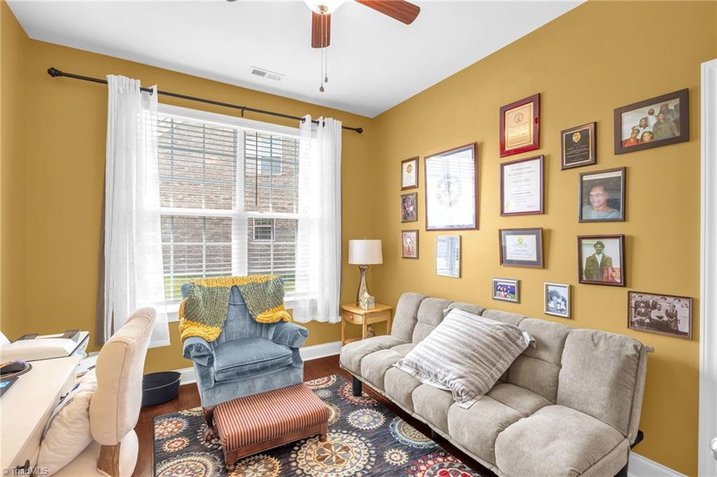 1414 Blooming Mountain Way