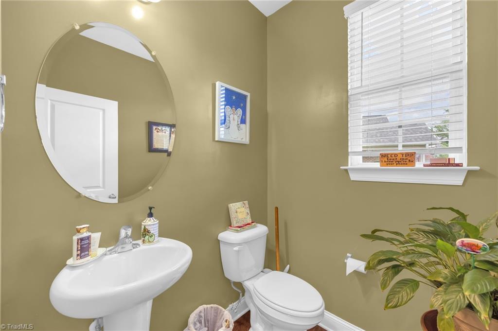 1414 Blooming Mountain Way