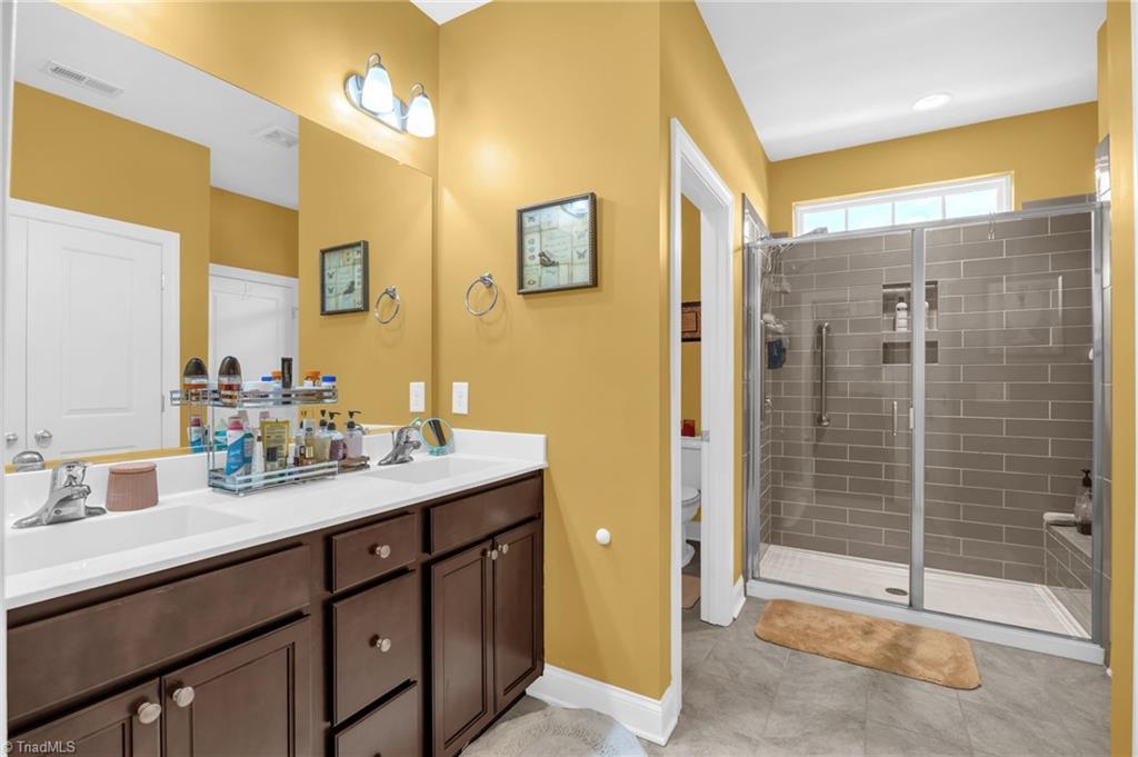 1414 Blooming Mountain Way