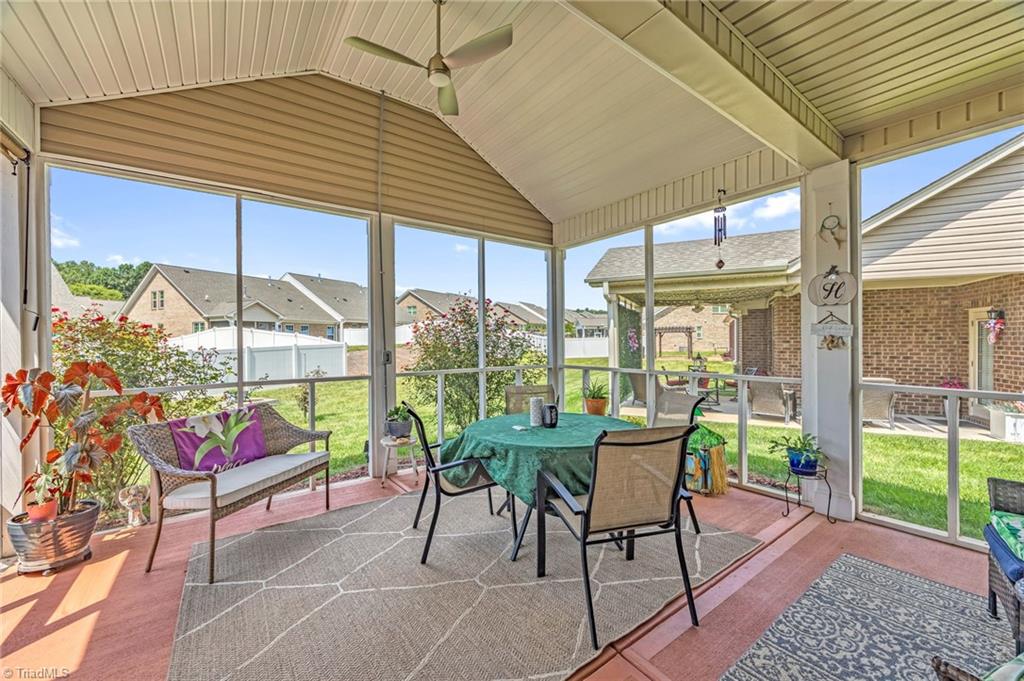 1414 Blooming Mountain Way