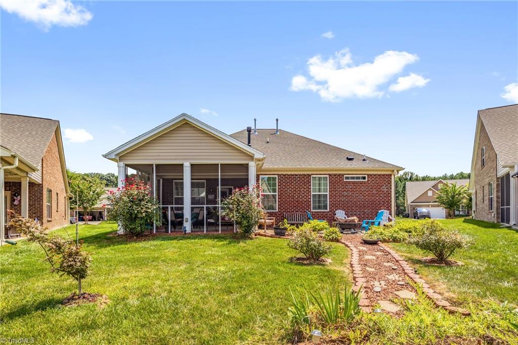 1414 Blooming Mountain Way