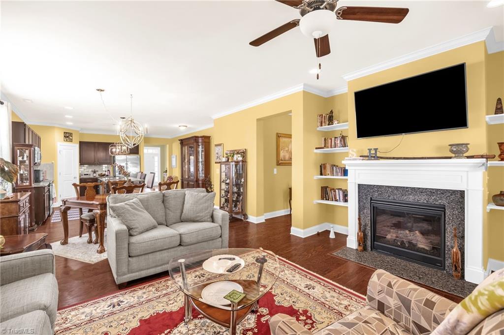 1414 Blooming Mountain Way