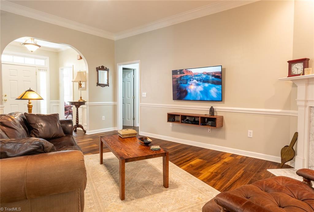 3727 Ayrshire Court