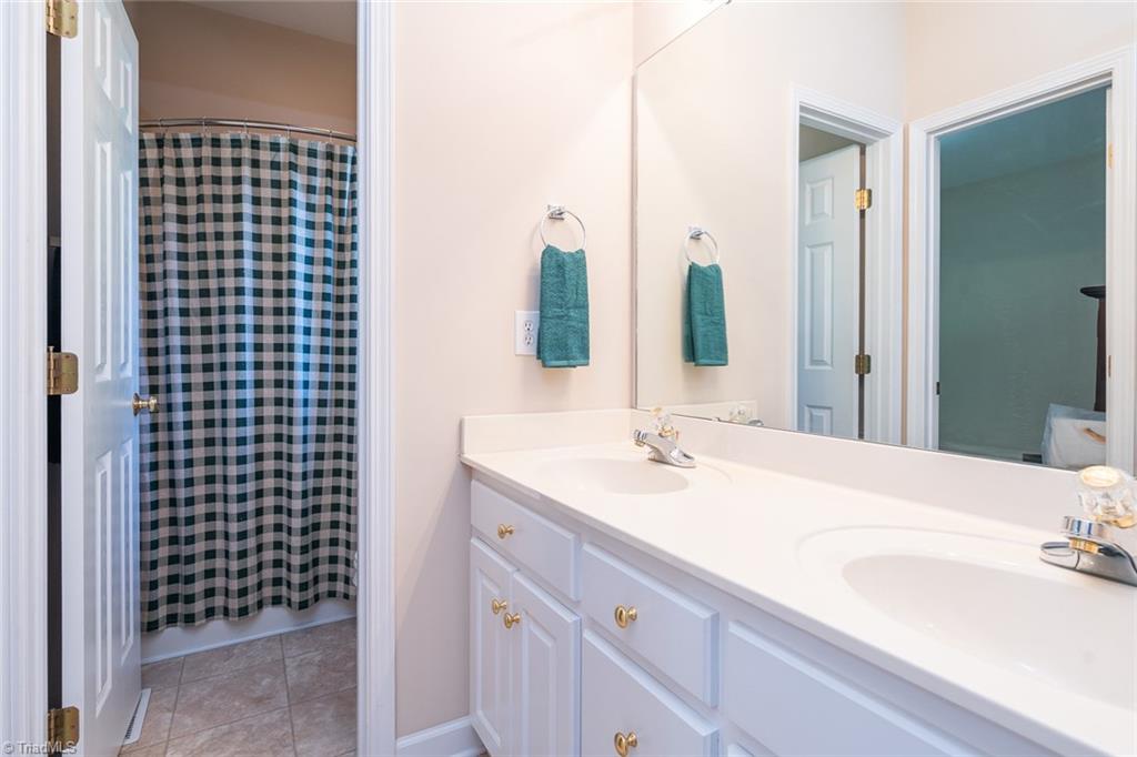 3727 Ayrshire Court