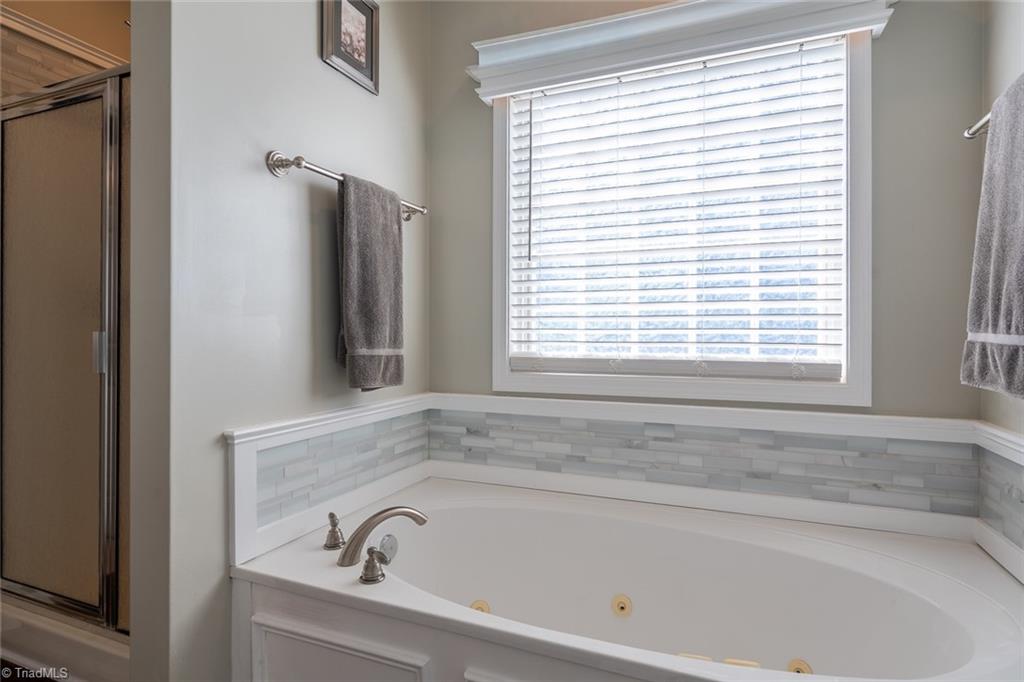 3727 Ayrshire Court