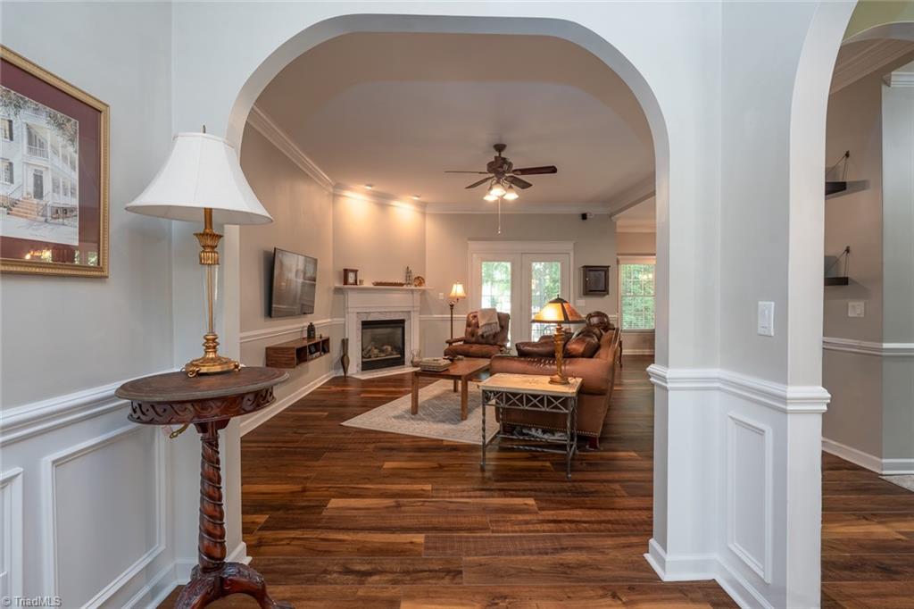 3727 Ayrshire Court