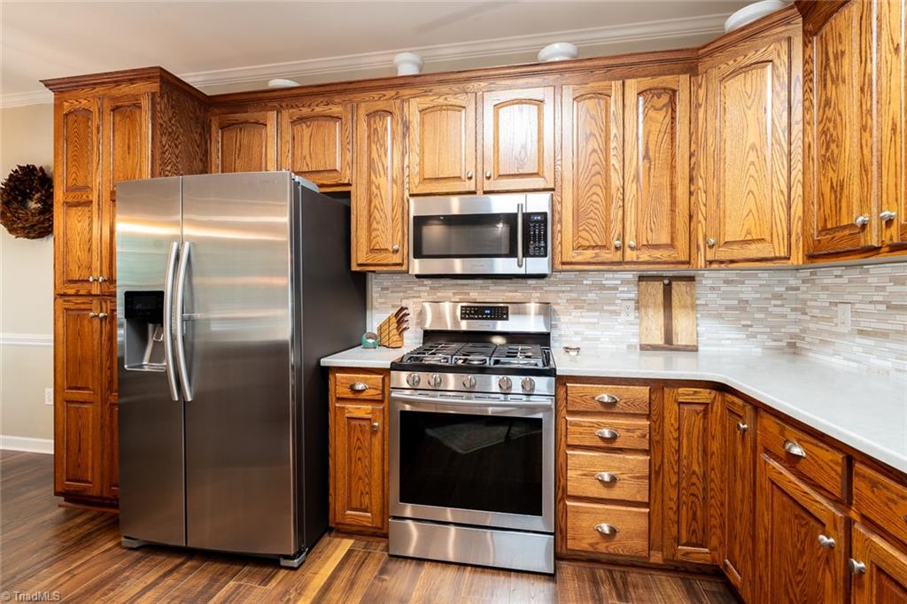 3727 Ayrshire Court