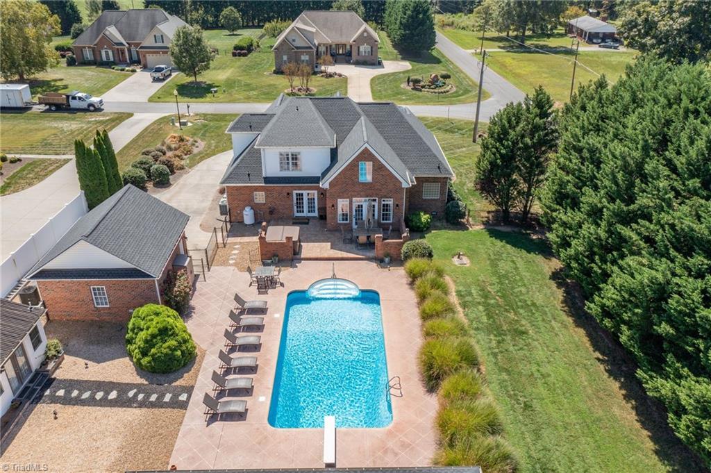 111 Carries Cove Lane