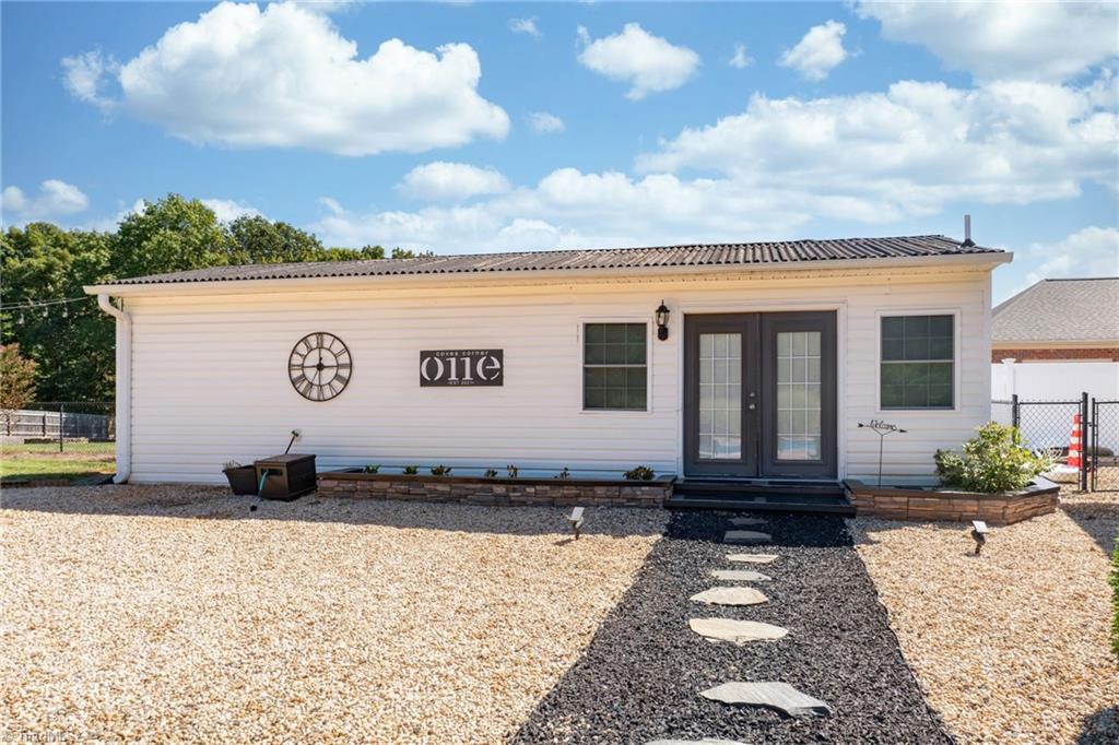 111 Carries Cove Lane