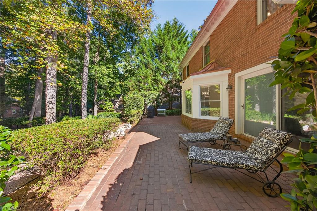 226 Cedar Trail, Winston-Salem