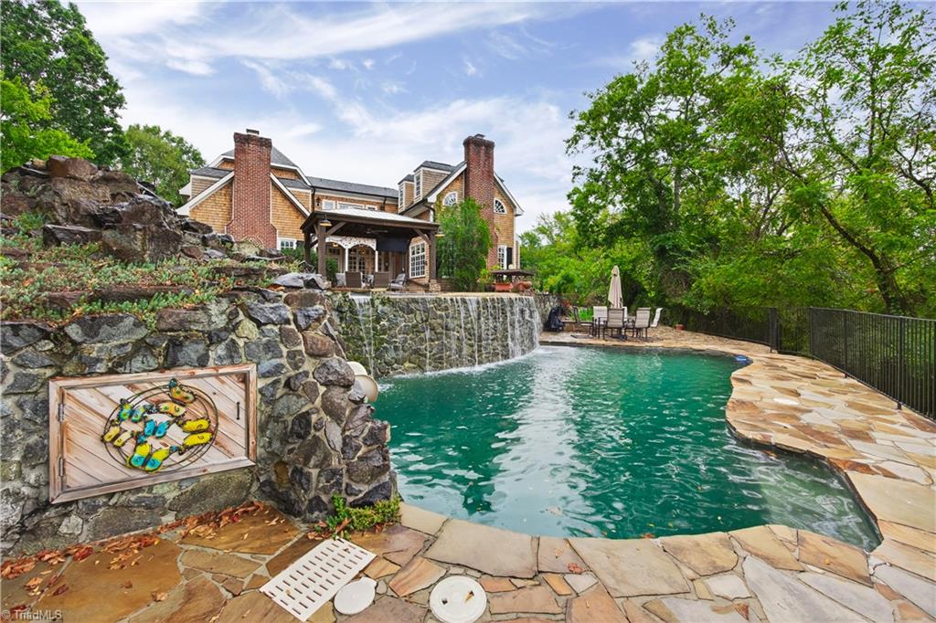 8010 Lasater Road