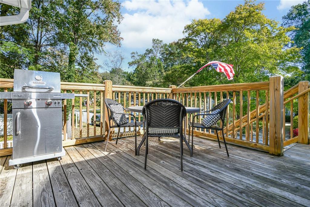2000 Bluemont Drive, Greensboro