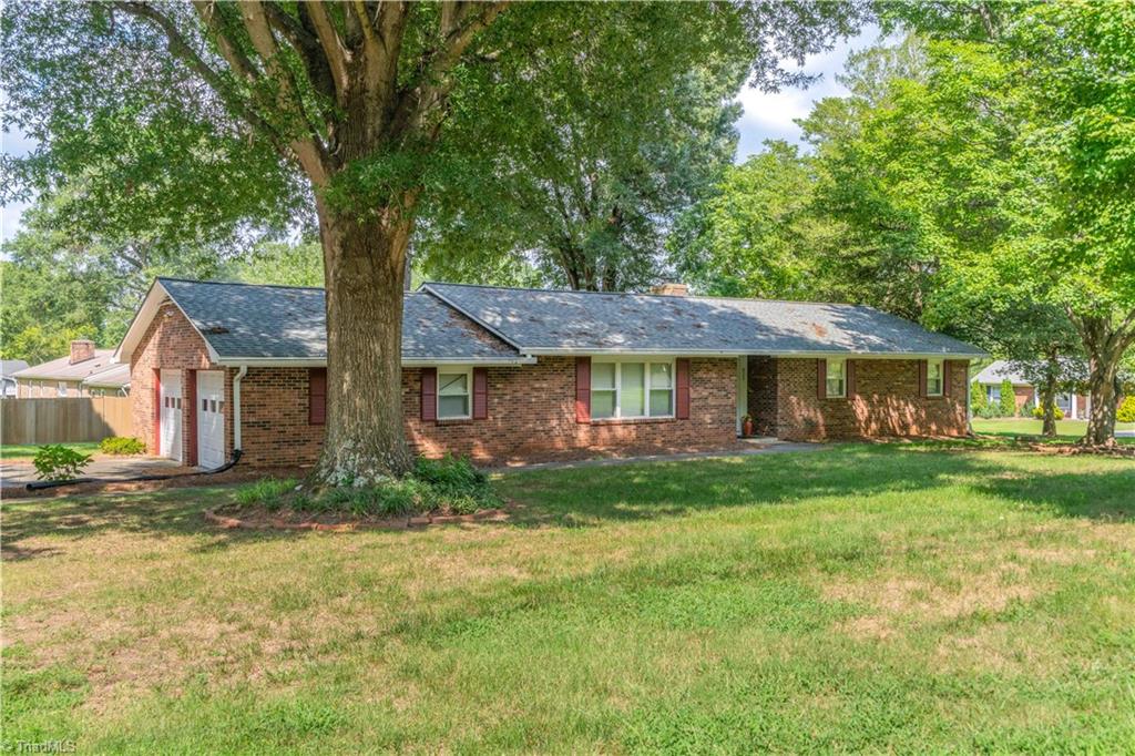 825 Reynolds Road