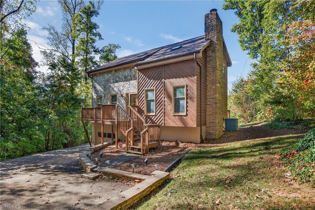 806 Crooked Run Road, Rural Hall