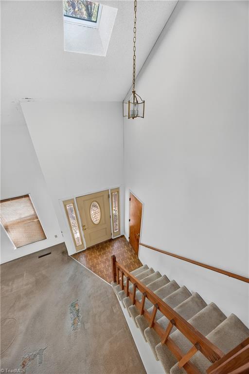 806 Crooked Run Road, Rural Hall