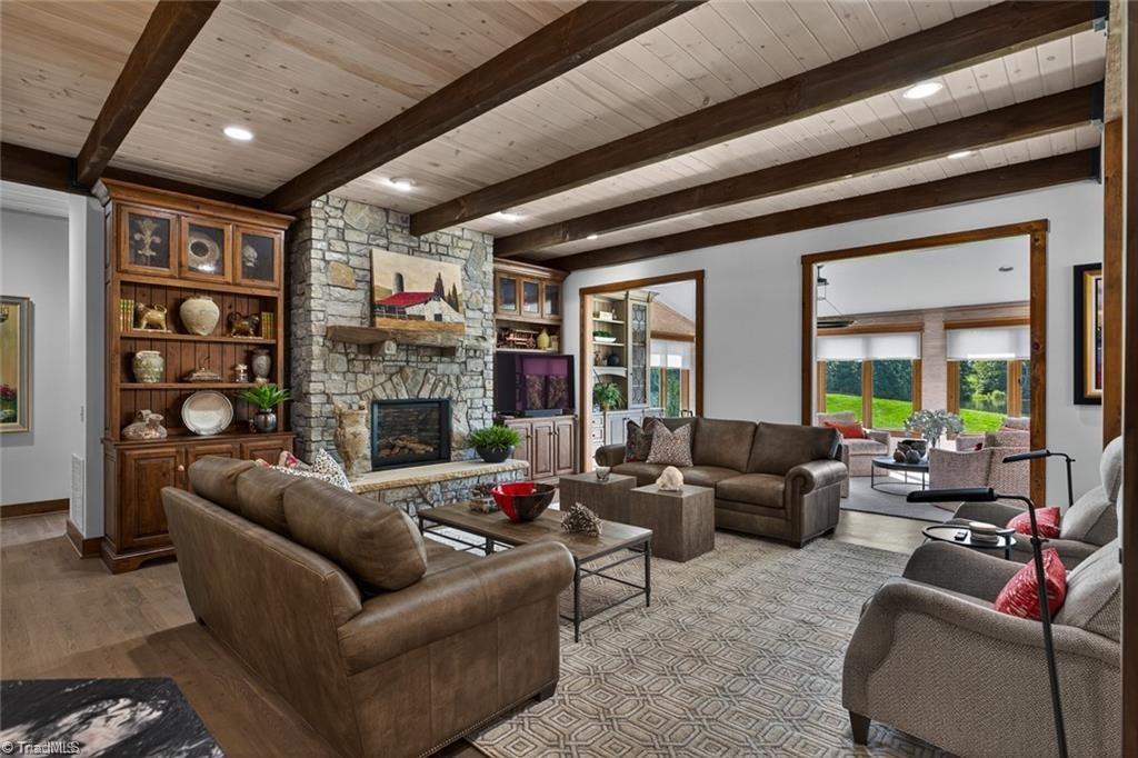 9687 Lissara Camp Court, Lewisville