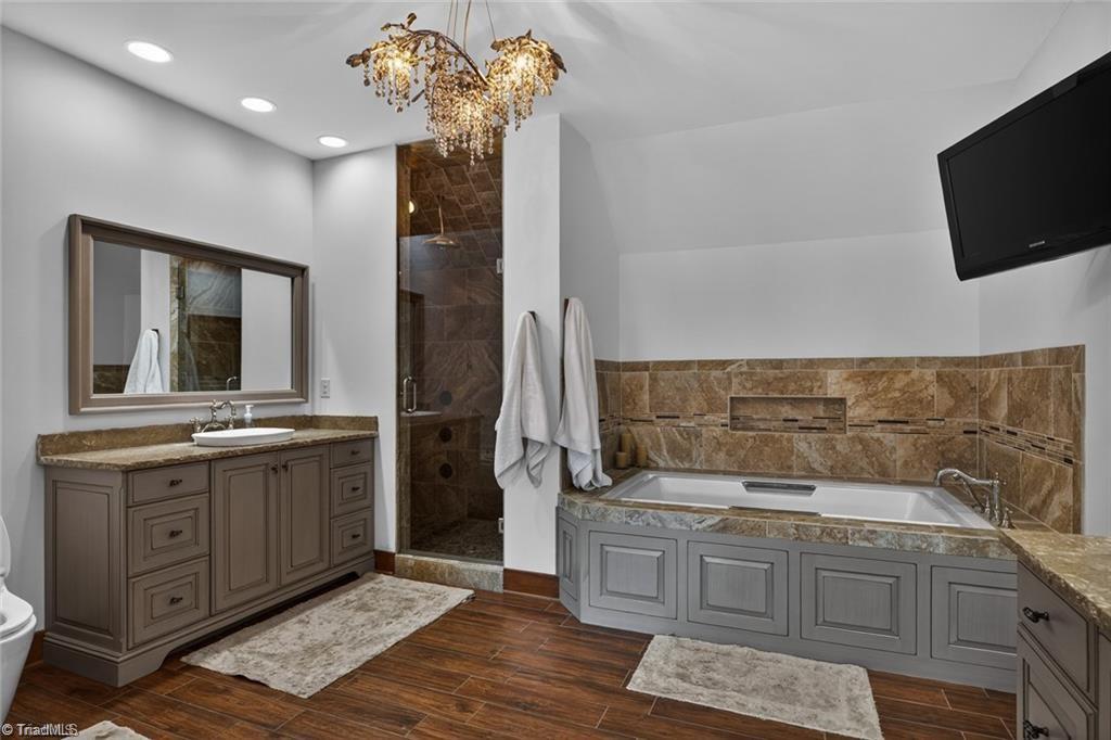 9687 Lissara Camp Court, Lewisville