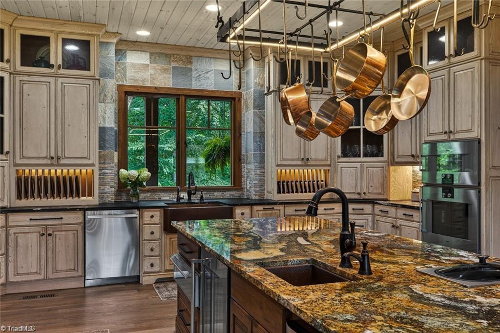 9687 Lissara Camp Court, Lewisville