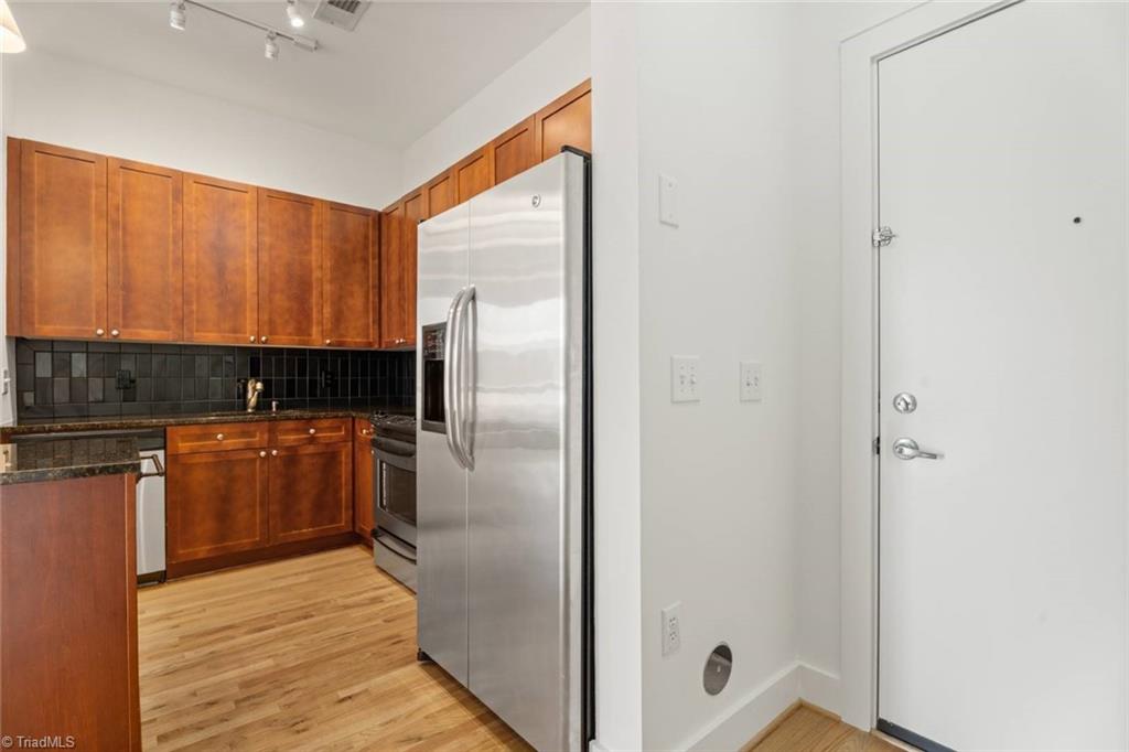 389 N Green Street # 106, Winston-Salem Unit: 106