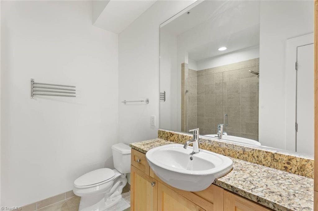 389 N Green Street # 106, Winston-Salem Unit: 106