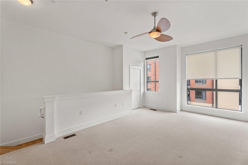 389 N Green Street # 106, Winston-Salem Unit: 106