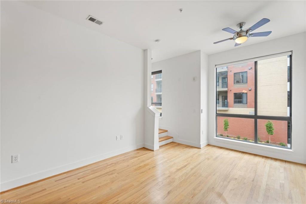 389 N Green Street # 106, Winston-Salem Unit: 106