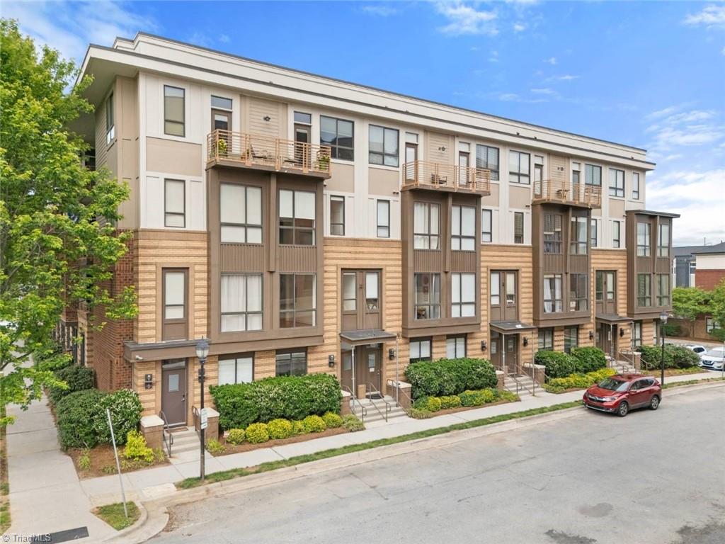 389 N Green Street # 106, Winston-Salem Unit: 106
