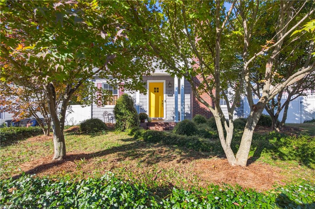 2124 Konnoak View Drive, Winston-Salem