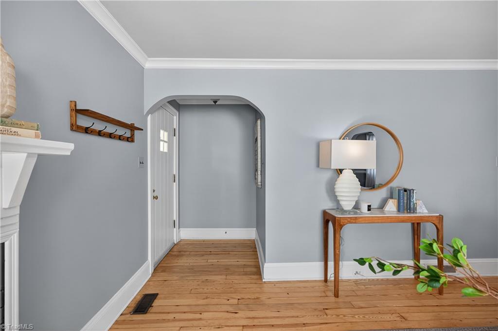 2124 Konnoak View Drive, Winston-Salem