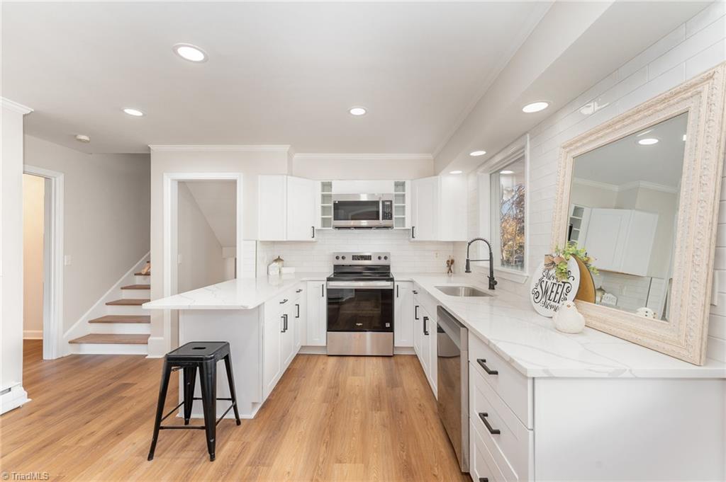 2915 New Hanover Drive