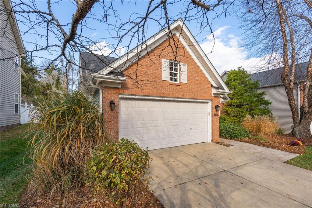 6196 Boughton Court