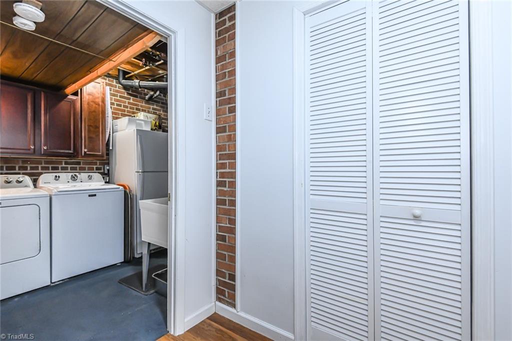 2705 Tillbrook Place