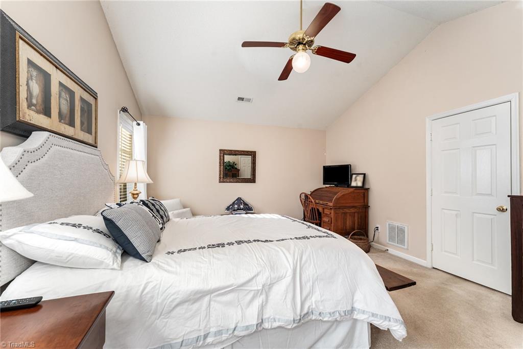 14 Montford Court
