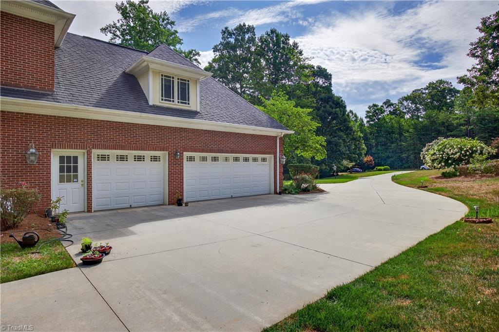 2730 Wellsprings Drive