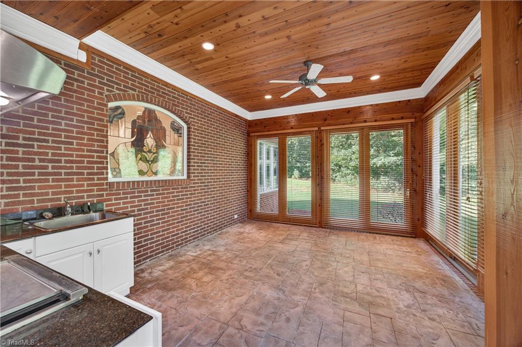 2730 Wellsprings Drive