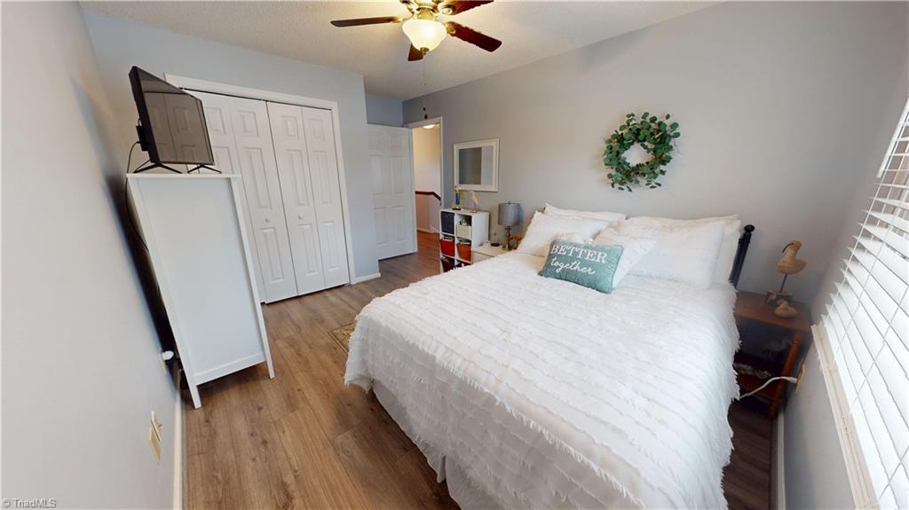 713 Old Barn Circle