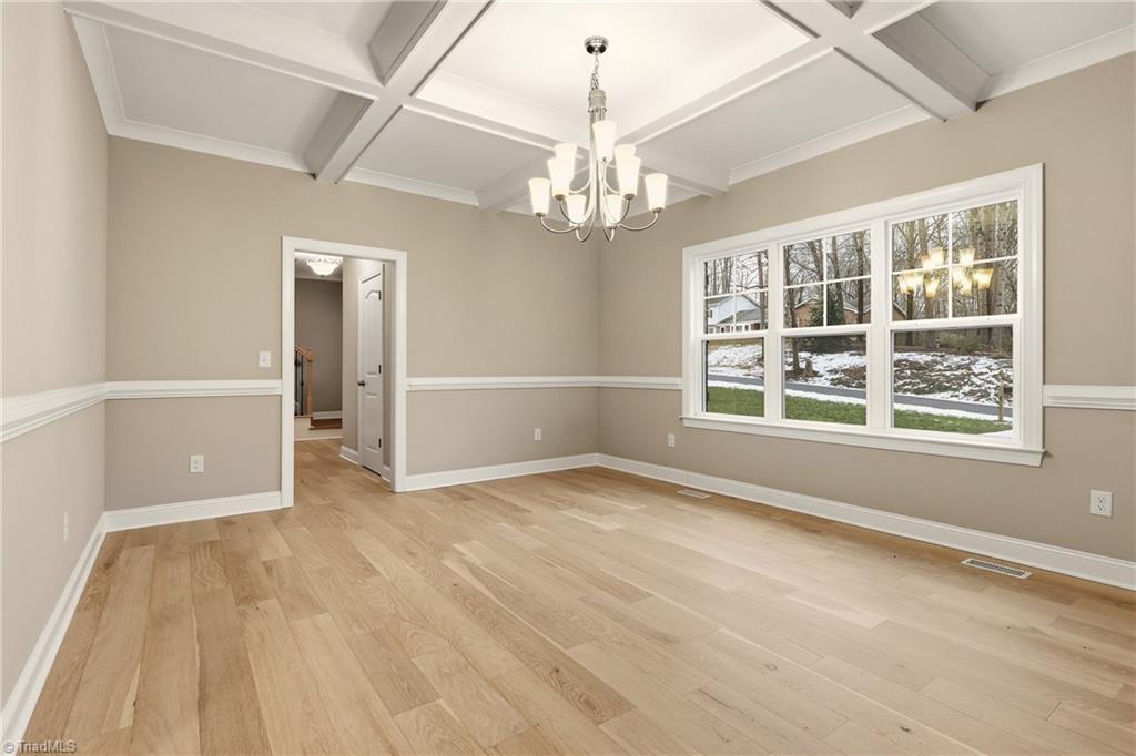 3961 Rookwood Lane, Winston-Salem