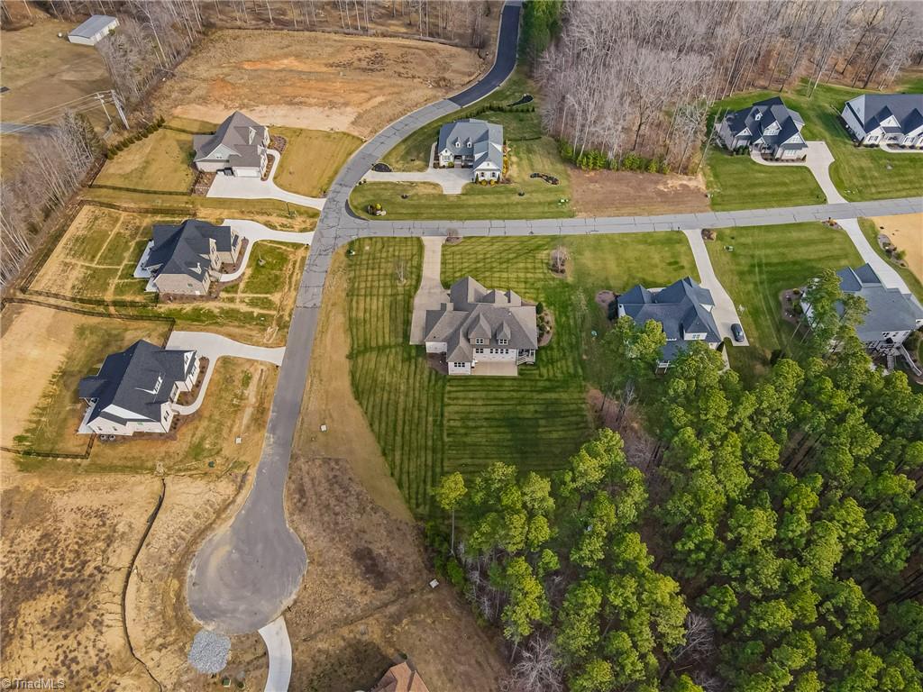 114 Old Heritage Drive, Winston-Salem