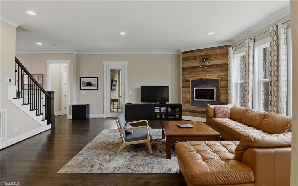 114 Old Heritage Drive, Winston-Salem