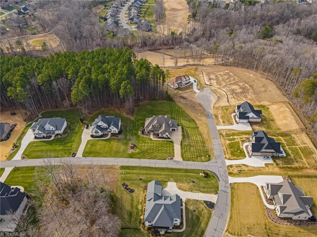 114 Old Heritage Drive, Winston-Salem