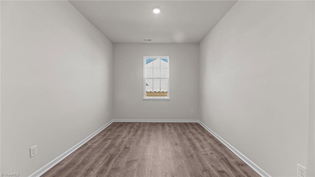 102 Lauder Trace