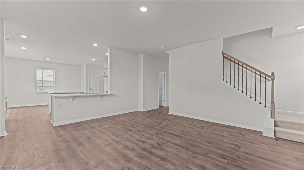 102 Lauder Trace