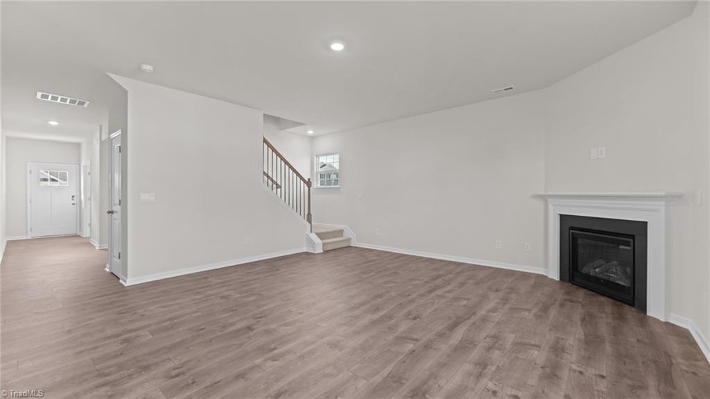 102 Lauder Trace