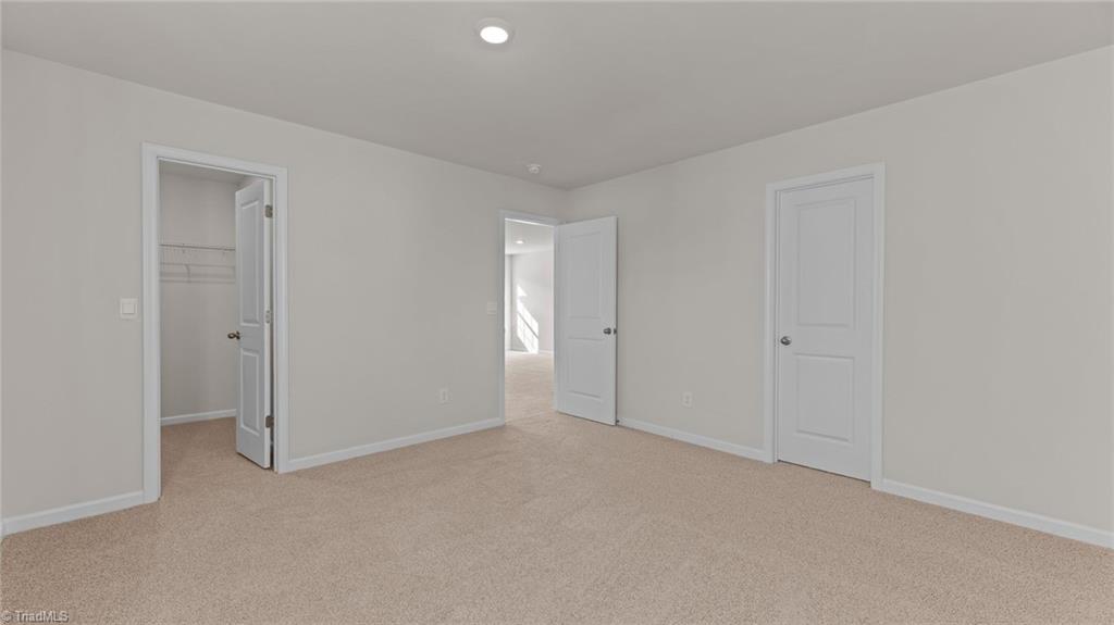 102 Lauder Trace