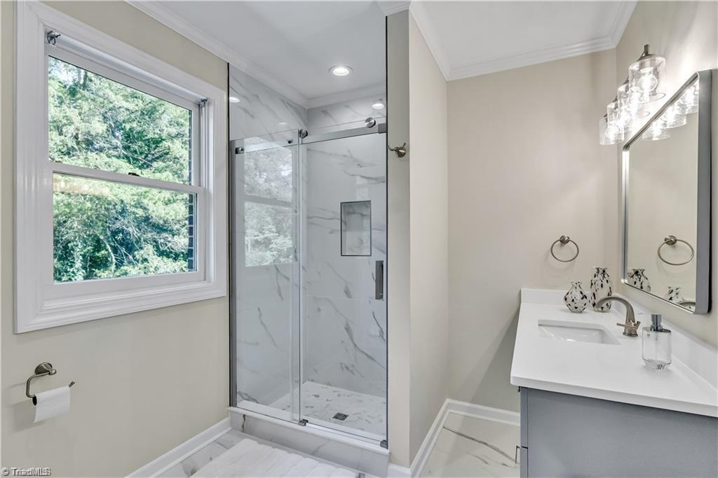 4141 Shattalon Drive, Winston-Salem