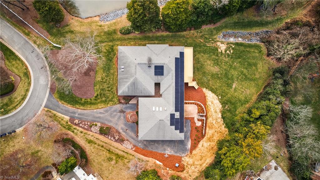 3171 Milhaven Lake Drive, Winston-Salem